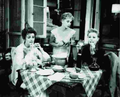 Les Girls (1957) Starring Gene Kelly on DVD - Image 4