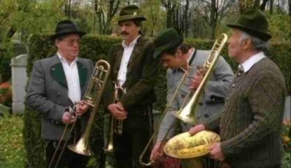 Liebesgrüße aus der Lederhose 7 - Kokosnüsse und Bananen (1990) with English Subtitles on DVD - Image 3