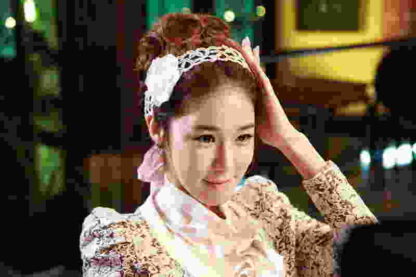 Little Black Dress (2011) with English Subtitles on DVD - Image 3