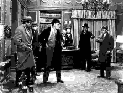 Little Caesar (1931) Starring Edward G. Robinson on DVD - Image 3