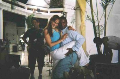 Lovewrecked (2005) Starring Amanda Bynes on DVD - Image 2