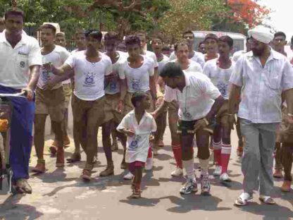 Marathon Boy (2010) with English Subtitles on DVD - Image 2
