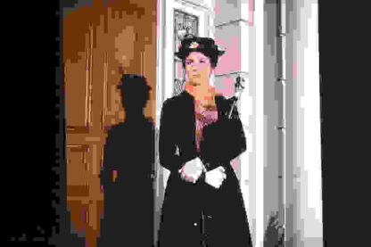 Mary Poppins (1964) Starring Julie Andrews on DVD - Image 2