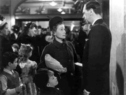 Miracle on 34th Street (1947) Starring Maureen O'Hara on DVD - Image 3