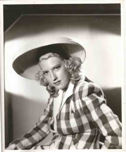 Moonlight Masquerade (1942) Starring Dennis O'Keefe on DVD - Image 3