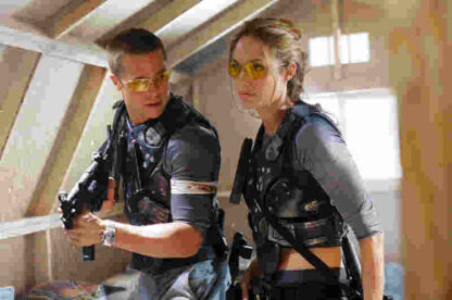 Mr. & Mrs. Smith (2005) Starring Brad Pitt on DVD - Image 3