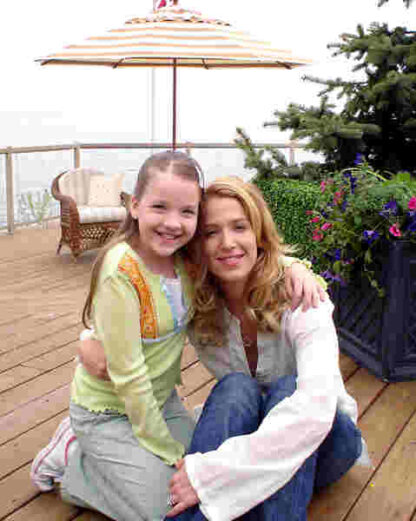 Murder in the Hamptons (2005) Starring Poppy Montgomery on DVD - Image 3