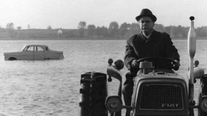 Naboerne (1966) with English Subtitles on DVD - Image 3