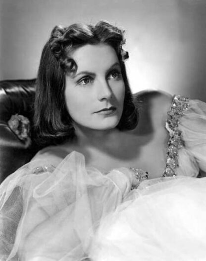 Ninotchka (1939) Starring Greta Garbo on DVD - Image 2