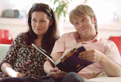 Old, New, Borrowed and Blue (2003) with English Subtitles on DVD - Image 2