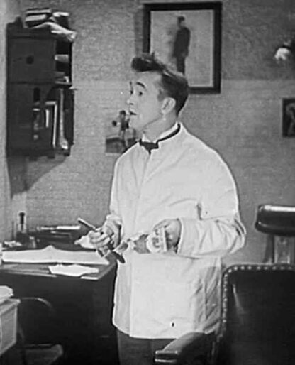 Oliver the Eighth (1934) Starring Stan Laurel on DVD - Image 3