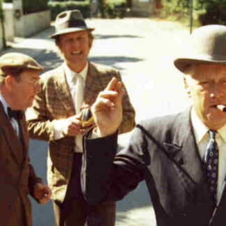 Olsen-banden møter kongen og knekten (1974) with English Subtitles on DVD