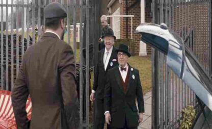 Outside Bet (2012) Starring Tom Davis on DVD - Image 3