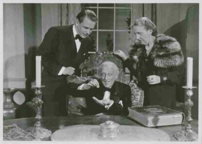 Pengar: En tragikomisk saga (1946) with English Subtitles on DVD - Image 4