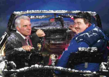 Planes, Trains & Automobiles (1987) Starring Steve Martin on DVD - Image 2