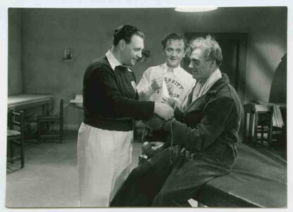 Prästen som slog knockout (1943) with English Subtitles on DVD - Image 2