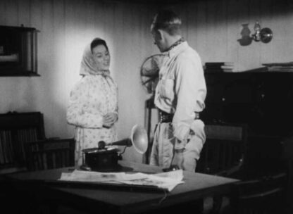 Prisioneros de la tierra (1939) with English Subtitles on DVD