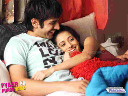 Pyaar Ka Punchnama (2011) with English Subtitles on DVD - Image 2