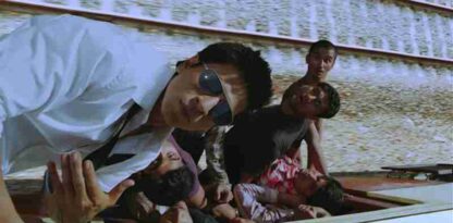 Ra.One (2011) with English Subtitles on DVD - Image 2