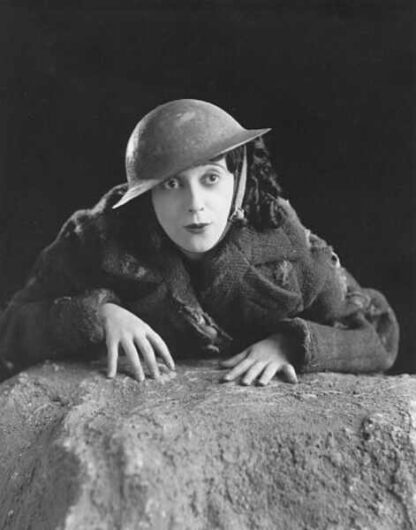 Raggedy Rose (1926) with English Subtitles on DVD - Image 2