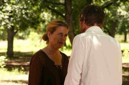 Refuge (2010) Starring Linda Hamilton on DVD - Image 4