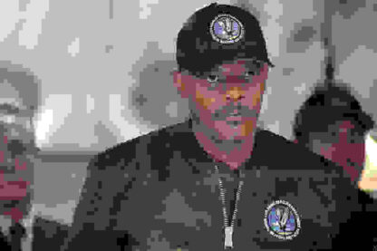 S.W.A.T. (2003) Starring Samuel L. Jackson on DVD - Image 2