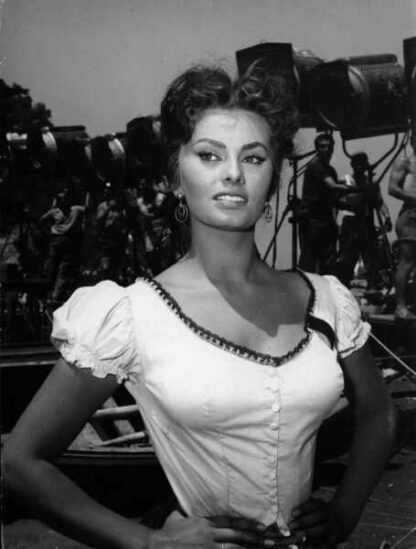 Scandal in Sorrento (1955) with English Subtitles on DVD - Image 4
