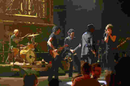 Shine a Light (2008) Starring Mick Jagger on DVD - Image 4