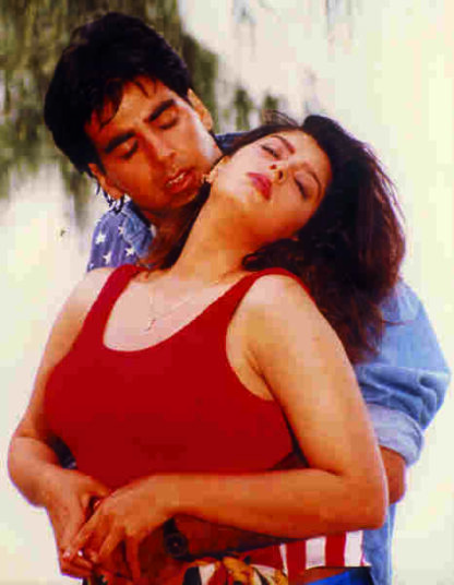 Suhaag (1994) with English Subtitles on DVD - Image 3