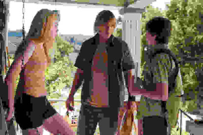 Super 8 (2011) Starring Joel Courtney on DVD - Image 2