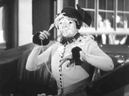 The Battle of the Century (1927) Starring Stan Laurel on DVD - Image 2