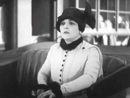 The Battle of the Century (1927) Starring Stan Laurel on DVD - Image 3