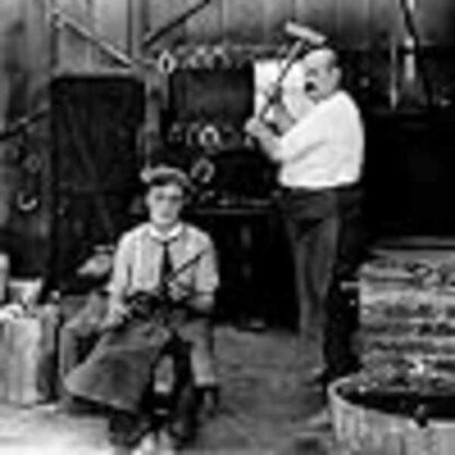 The Blacksmith (1922) with English Subtitles on DVD - Image 2