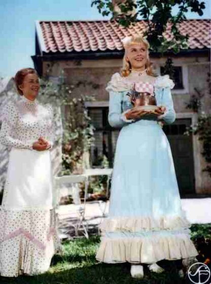 The Pleasure Garden (1961) with English Subtitles on DVD
