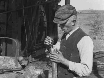 The Story of Petroleum (1923) with English Subtitles on DVD - Image 3