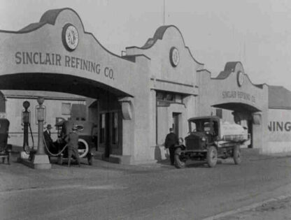 The Story of Petroleum (1923) with English Subtitles on DVD - Image 4