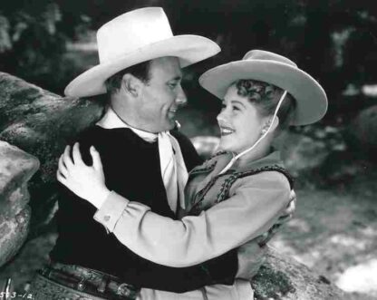 The Whispering Skull (1944) Starring Tex Ritter on DVD - Image 2