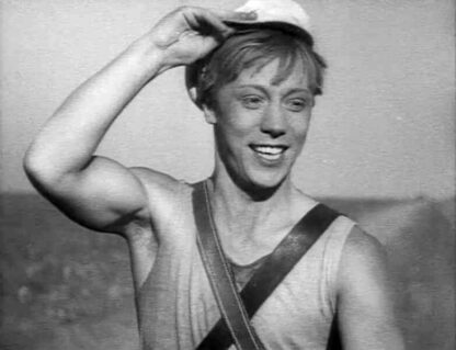 Tractor Drivers (1939) with English Subtitles on DVD - Image 3