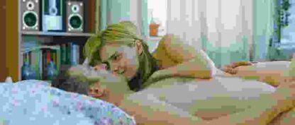 Tuesday, After Christmas (2010) with English Subtitles on DVD - Image 2
