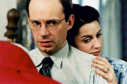 Un monde presque paisible (2002) with English Subtitles on DVD - Image 2