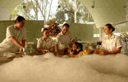 Un mundo maravilloso (2006) with English Subtitles on DVD - Image 2