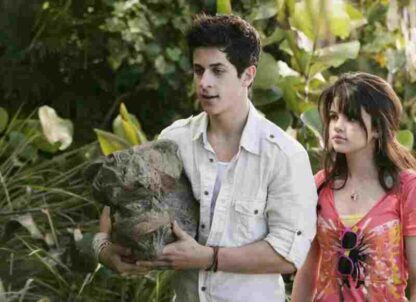 Wizards of Waverly Place: The Movie (2009) Starring Selena Gomez on DVD - Image 3